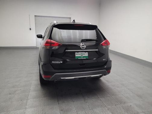 Magnetic Black 2018 Nissan Rogue SV