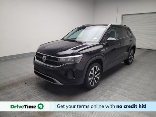 Deep Black Pearl 2023 Volkswagen Taos 1.5T SE