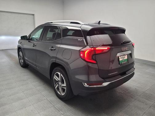 Graphite Gray Metallic 2020 GMC Terrain SLT
