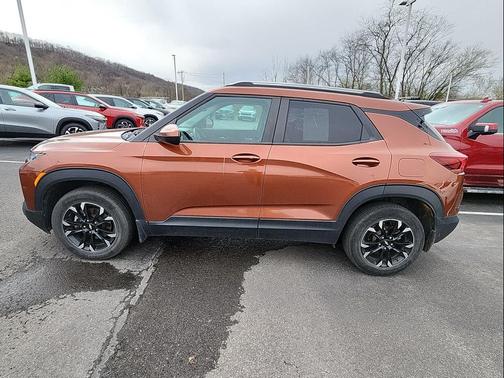 Dark Copper Metallic 2021 Chevrolet Trailblazer LT