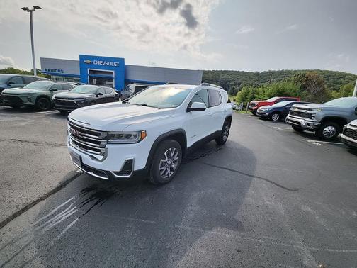2023 GMC Acadia AWD SLE