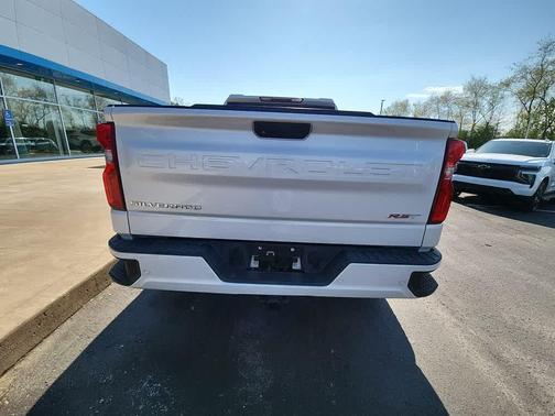 Iridescent Pearl Tricoat 2019 Chevrolet Silverado 1500 RST