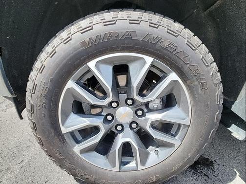 Black 2023 Chevrolet Silverado 1500 LT