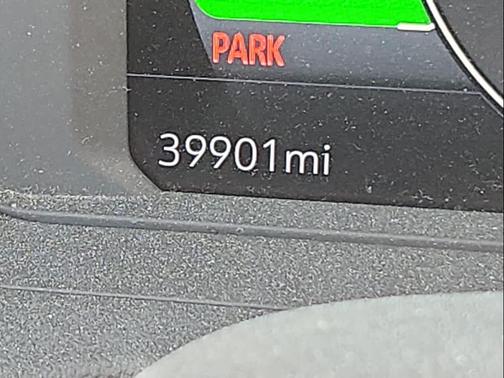 2023 Chevrolet Bolt EUV FWD LT