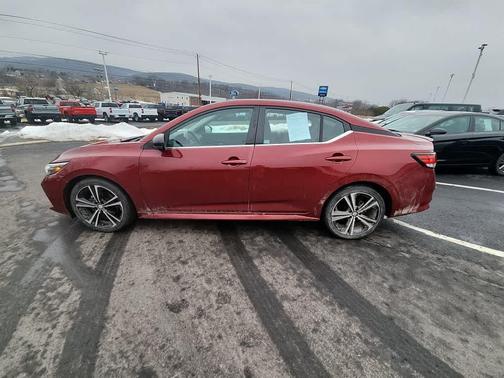 2022 Nissan Sentra SR