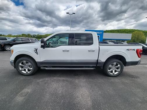 OXFORD WHITE 2021 Ford F-150 XLT