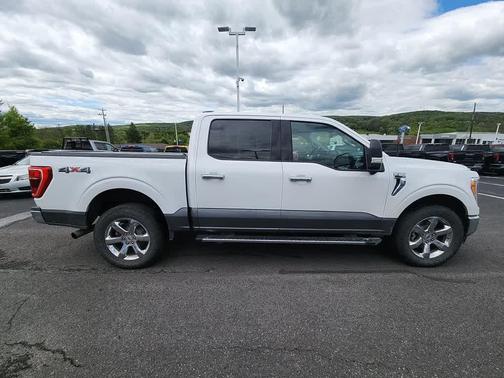 OXFORD WHITE 2021 Ford F-150 XLT