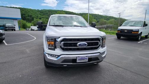 OXFORD WHITE 2021 Ford F-150 XLT