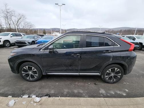 2020 Mitsubishi Eclipse Cross SE