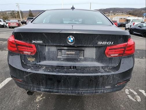 2018 BMW 320 i
