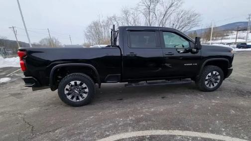 2024 Chevrolet Silverado 2500 Custom