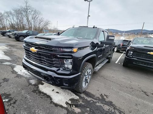2024 Chevrolet Silverado 2500 Custom