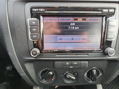 2015 Volkswagen Jetta Man S w/Technology