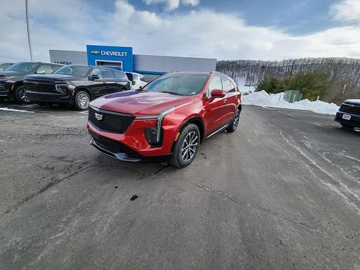 2025 Cadillac XT4 Sport