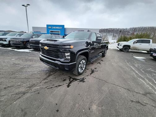 2024 Chevrolet Silverado 2500 Custom