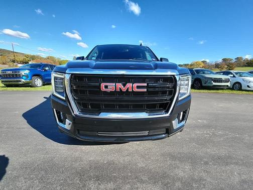 2022 GMC Yukon XL SLE