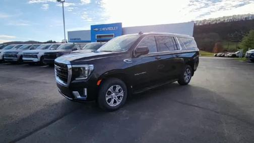 2022 GMC Yukon XL SLE