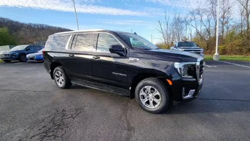 2022 GMC Yukon XL SLE