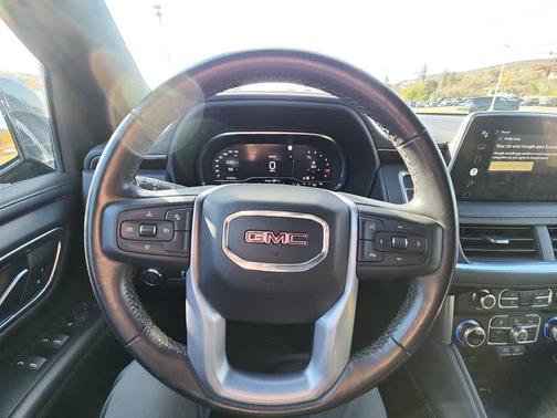 2022 GMC Yukon XL SLE