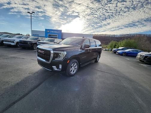 2022 GMC Yukon XL SLE