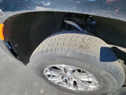 2022 GMC Yukon XL SLE