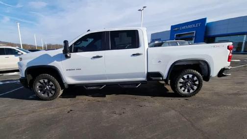 2024 Chevrolet Silverado 2500 Custom
