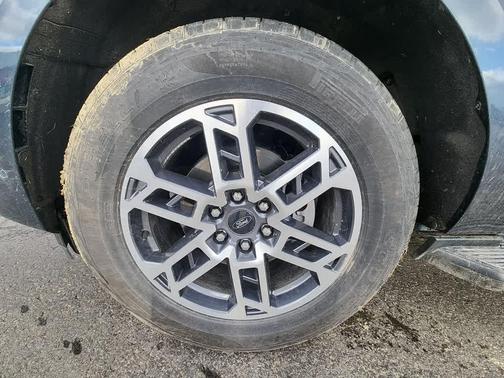 2025 Ford Expedition Max Active 4x4