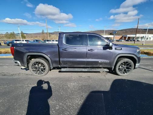 2022 GMC Sierra 1500 SLE