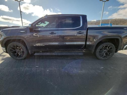 2022 GMC Sierra 1500 SLE