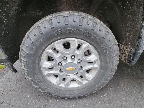 Black 2022 Chevrolet Silverado 2500 LT