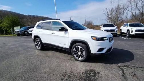 Bright White Clearcoat 2022 Jeep Cherokee Limited