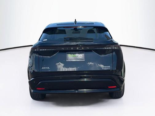 Black Diamond Pearl 2024 Nissan ARIYA ENGAGE