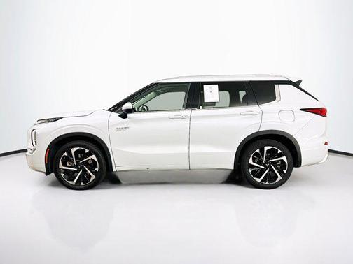 2023 Mitsubishi Outlander PHEV SEL