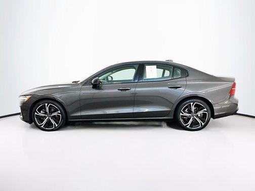 2025 Volvo S60 B5 Core