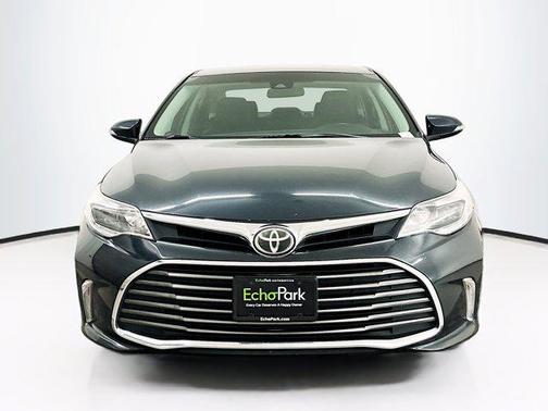 2017 Toyota Avalon XLE