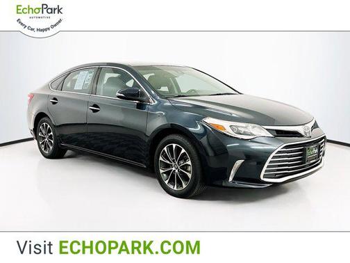 2017 Toyota Avalon XLE