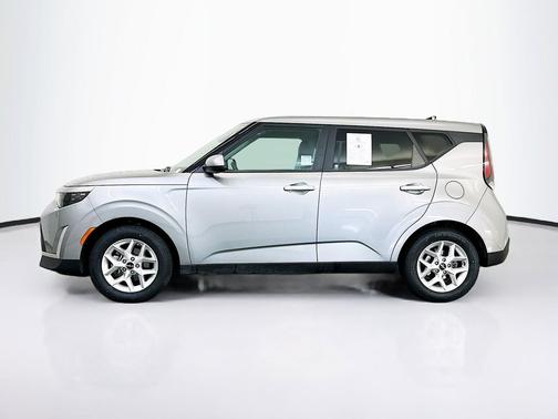Steel Gray 2025 Kia Soul LX