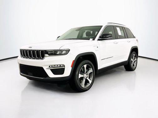 2022 Jeep Grand Cherokee 4xe Base