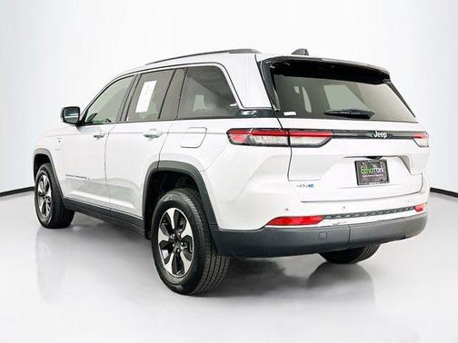 2023 Jeep Grand Cherokee 4xe Base