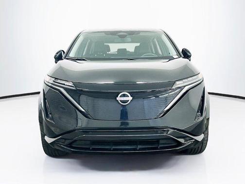 Black Diamond Pearl 2023 Nissan ARIYA ENGAGE+