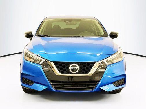 2022 Nissan Versa 1.6 S