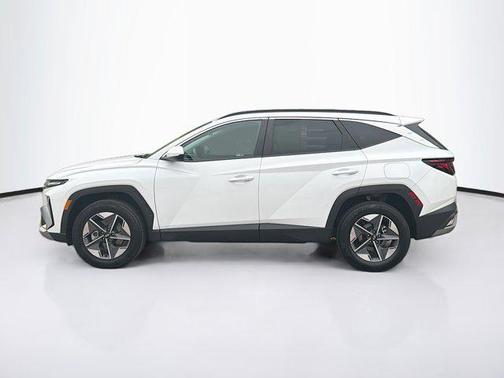 Serenity White Pearl 2025 Hyundai TUCSON SEL