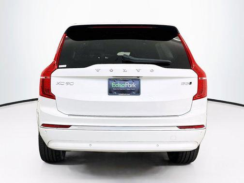 2024 Volvo XC90 B5 Core Bright Theme
