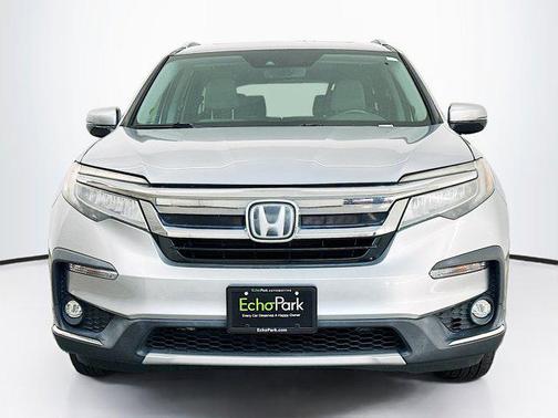2019 Honda Pilot Touring 8-Passenger