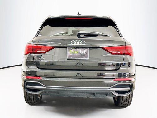 2023 Audi Q3 S line Premium