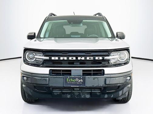 Iconic Silver Metallic 2021 Ford Bronco Sport Outer Banks