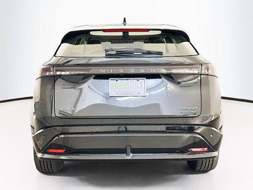 Black Diamond Pearl 2024 Nissan ARIYA ENGAGE+