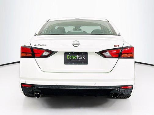 2023 Nissan Altima SR FWD