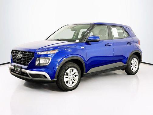 2022 Hyundai VENUE SE