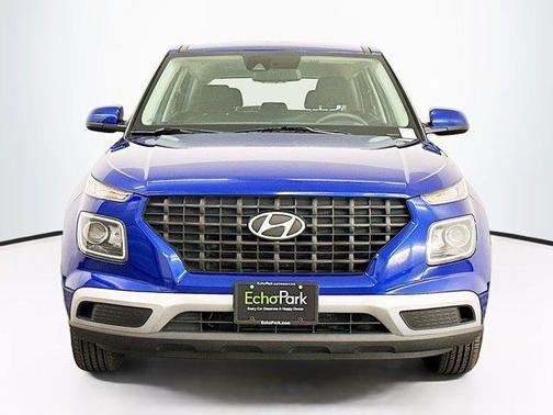 2022 Hyundai VENUE SE